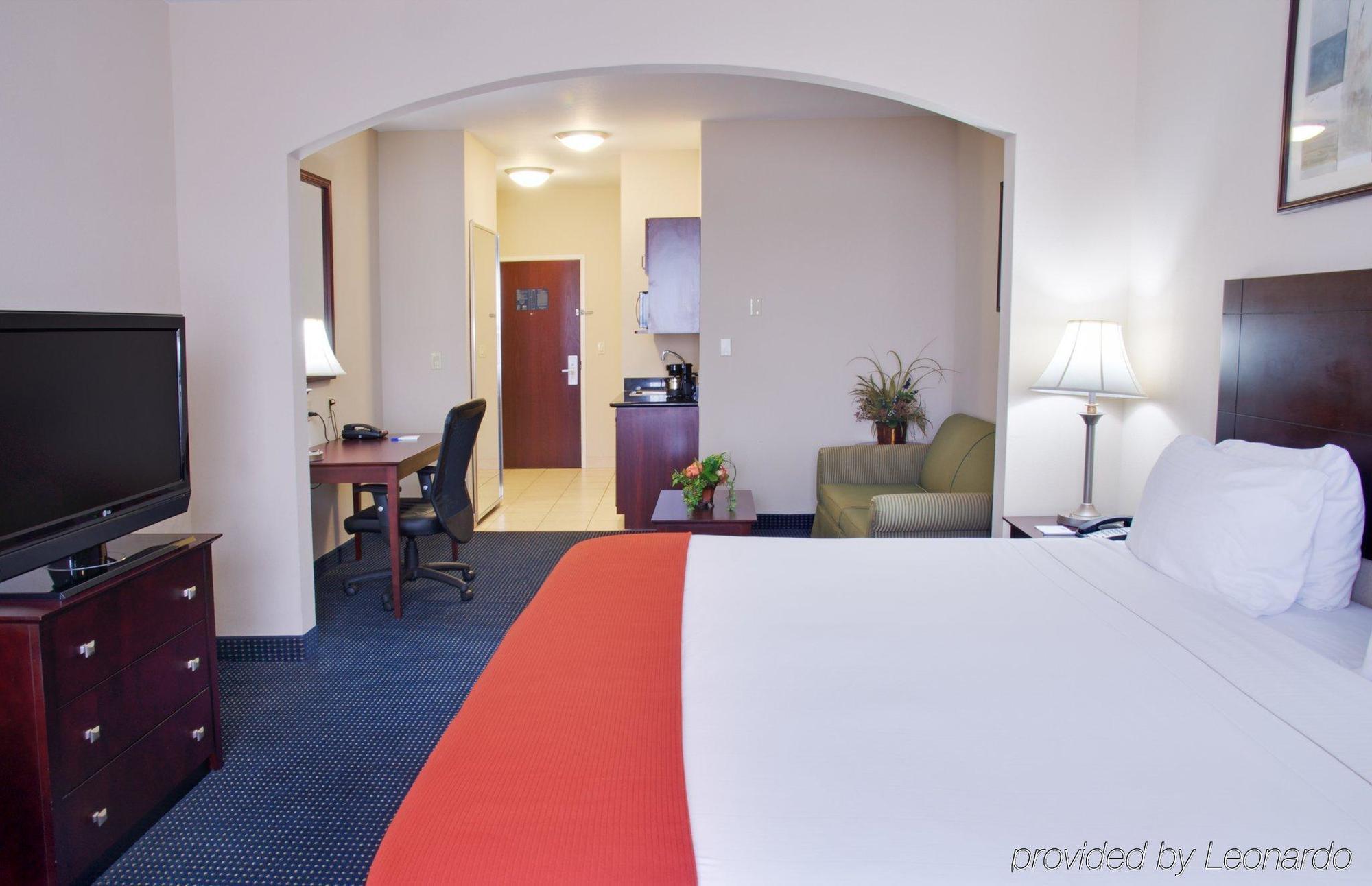 Holiday Inn Express Hotel And Suites Orange, An Ihg Hotel Стая снимка